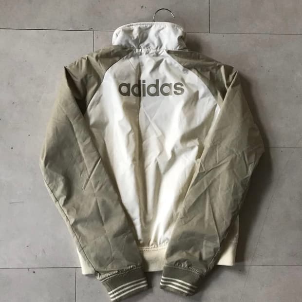 아디다스 00s 나그랑 바람막이