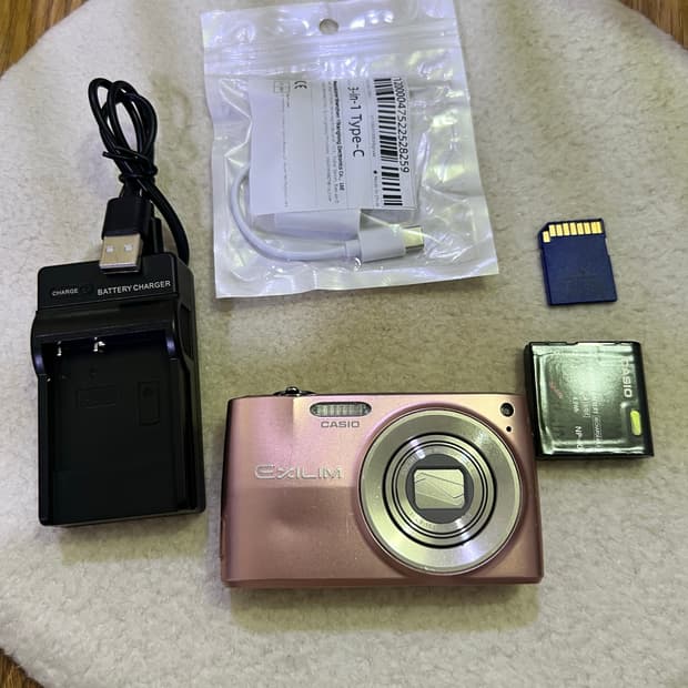 카시오 엑슬림 z400 핑크 빈티지 디카