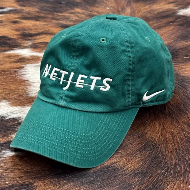 나이키 S1ZE 녹색 볼캡 ‘Netjets’