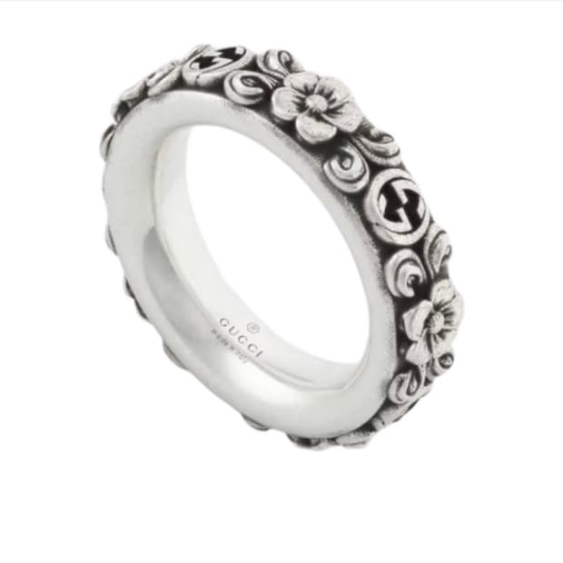 [새상품] 구찌 인터로킹 G플라워 링 실버 에이지드 피니쉬