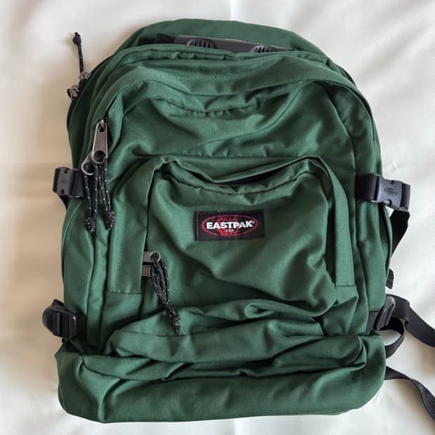 이스트팩 프로바이더 노트북 백팩