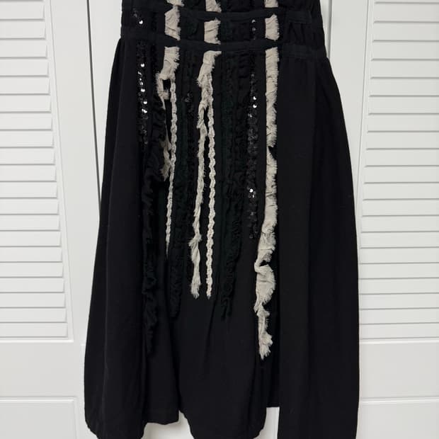 꼼데가르송 트리콧 울 비즈 스커트