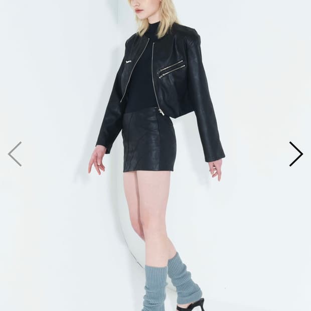 Faux -leather Low Rise Mini skirt _Black