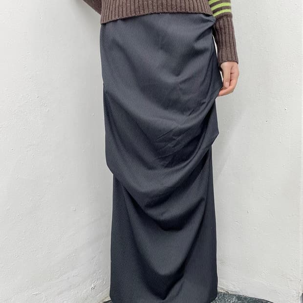 스트라이프 긱시크 핀턱 절개 롱 스커트 