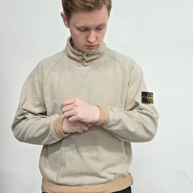 93SS 스톤아일랜드 베이지 플리스 풀오버