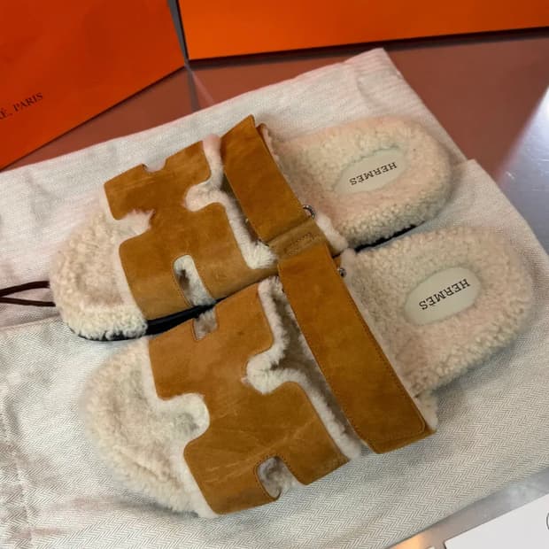 [정품] 에르메스 스웨이드 어퍼 슬리퍼 275 
풀구성품