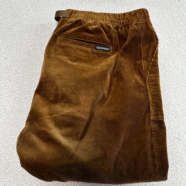 그라미치 루즈테이퍼드 코듀로이 브라운컬러 XL사이즈