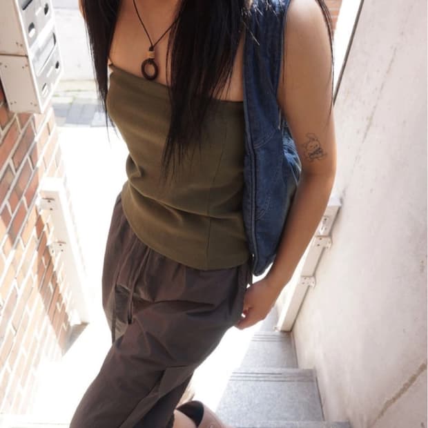 deep denim shoulderbag