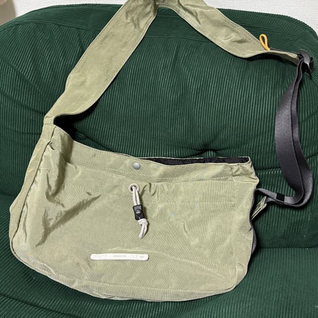 로우로우 스트링 크로스백