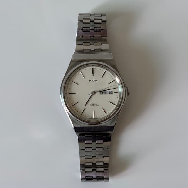 1990s Forma Cream Dial Silver Quartz