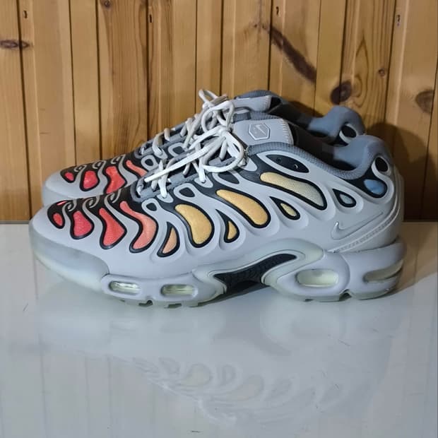 260mm 나이키 에어 맥스 플러스 드리프트 운동화 