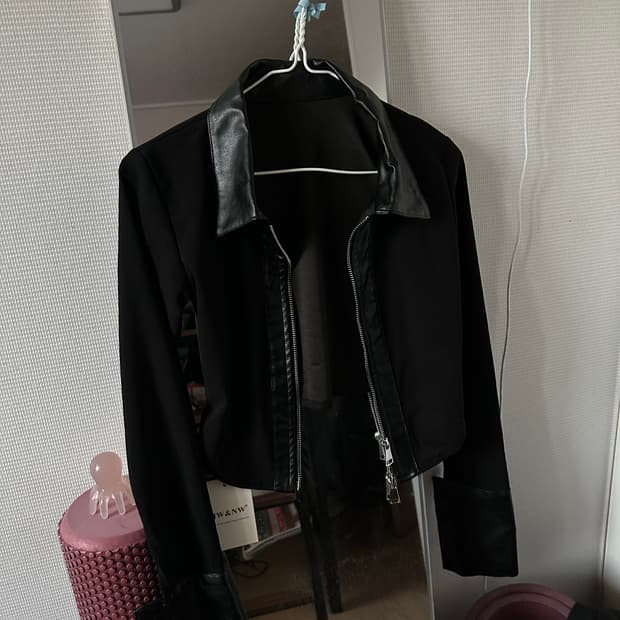 투웨어 지퍼 크롭 셔츠