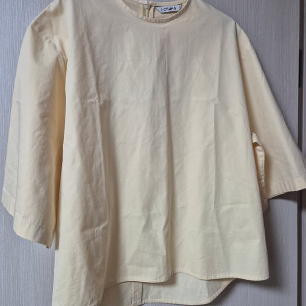 제이청 J.CHUNG 반팔 블라우스