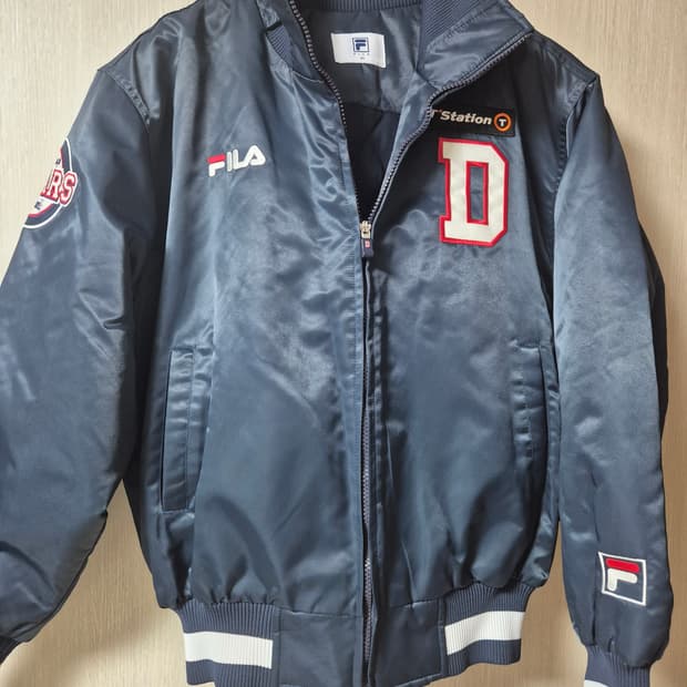 FILA 두산베어스 휠라  점퍼 동계점퍼 스타디움 야구점퍼 95