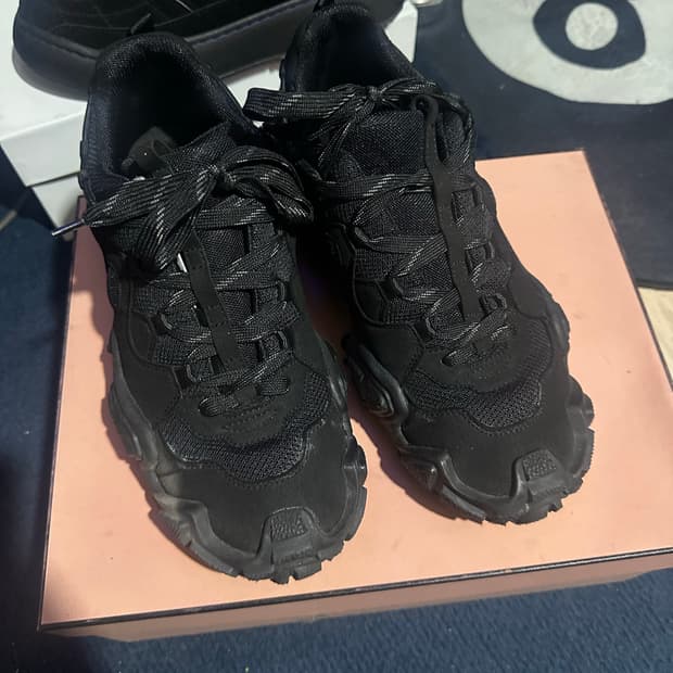 아크네) 더티 스니커즈 270