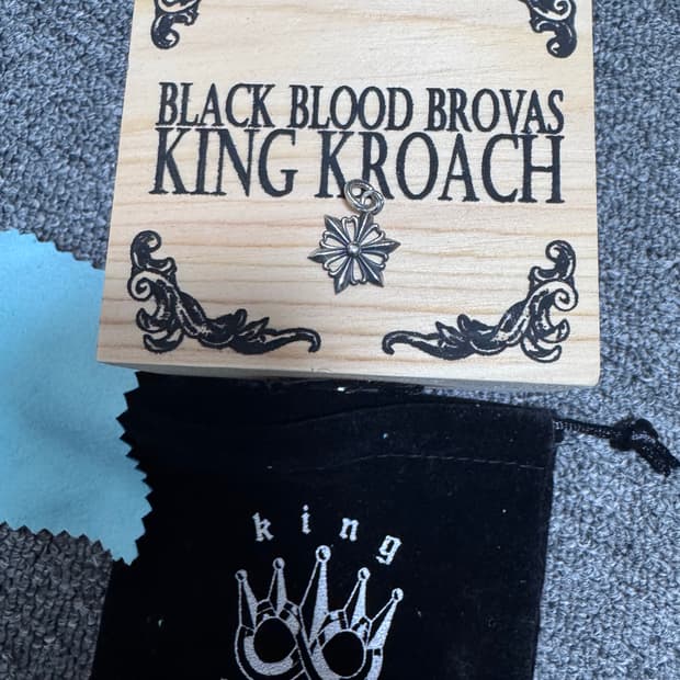 킹크로치 스노우 플레이크 팬던트 스몰