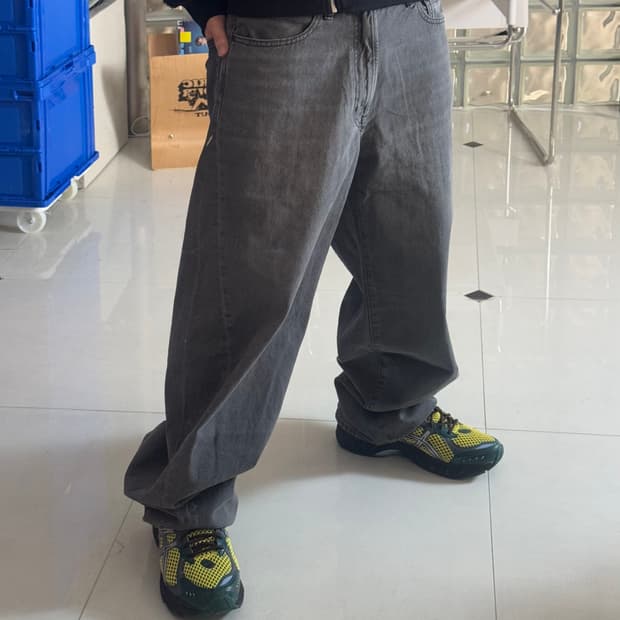 BARREL LEG JEANS 배럴 레그 데님 팬츠