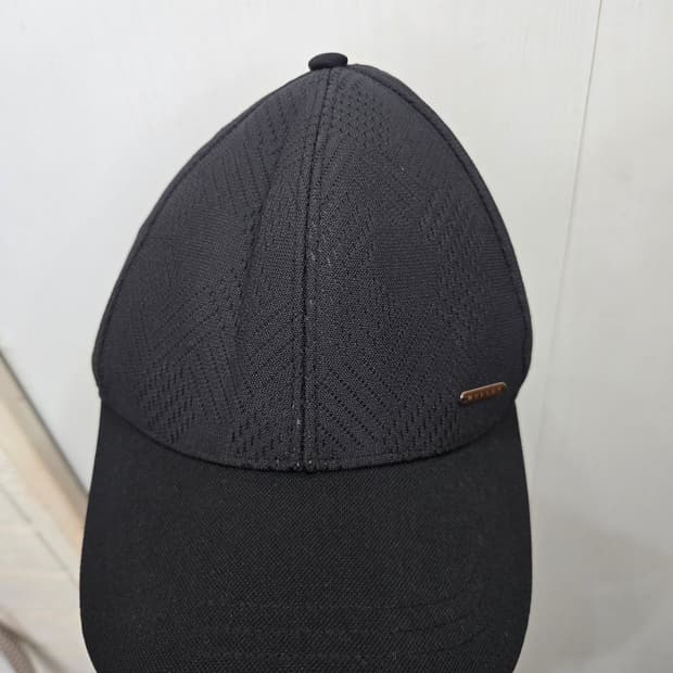 택있는 새상품)) MILLE 밀레 볼캡 모자! 올블랙 색상!