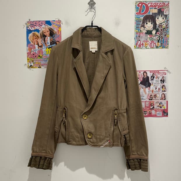 Diesel beige cropped blazer 