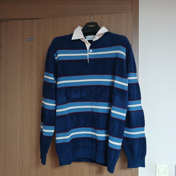 커스텀멜로우 스트라이프 럭비 긴팔 니트 100