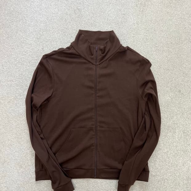 머듈 넥집업 브라운 