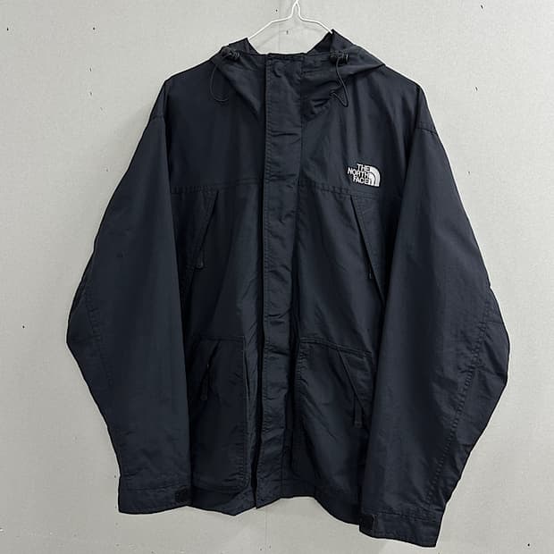 노스페이스 바람막이 L 