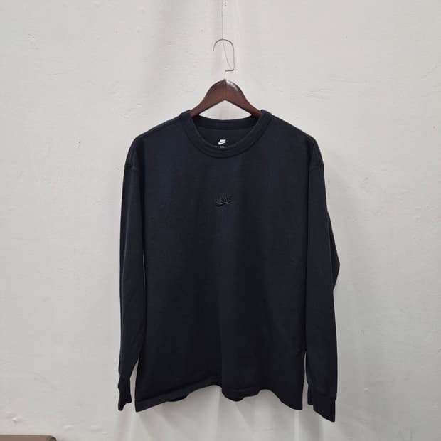 나이키 에센셜 긴팔티 XL