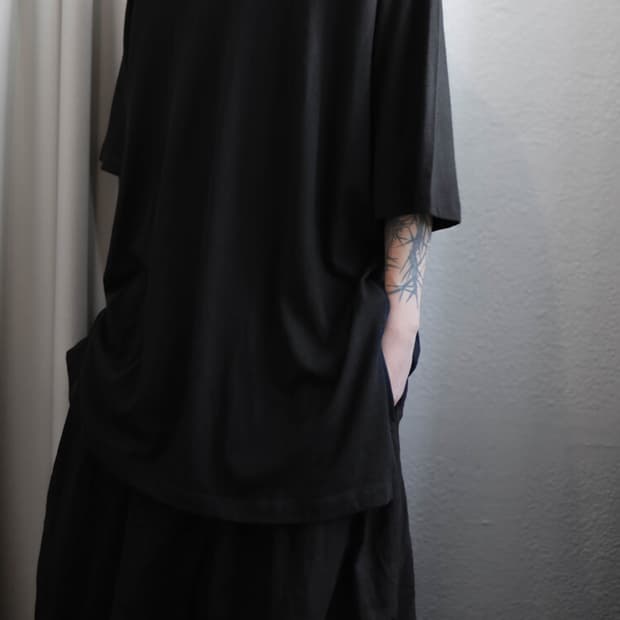 Jabberwocky Olubiyi overlock T-shirt