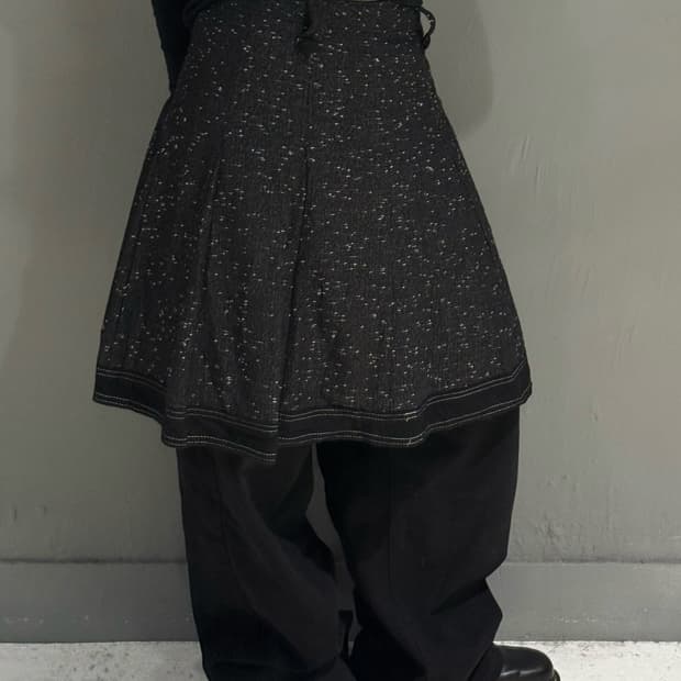 black tweed line detail flare skirt