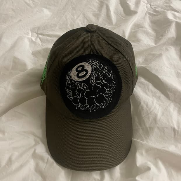 Stussy dries van noten 