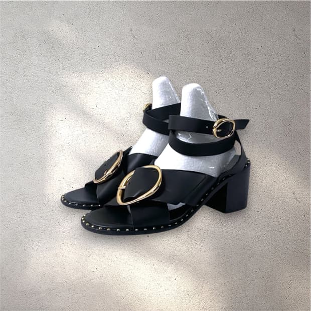 [245] Maje 가죽 골드 버클 스트랩 샌들 (No.548)