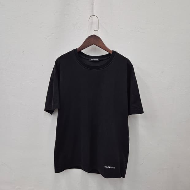 발렌시아가 레귤러핏 반팔 M