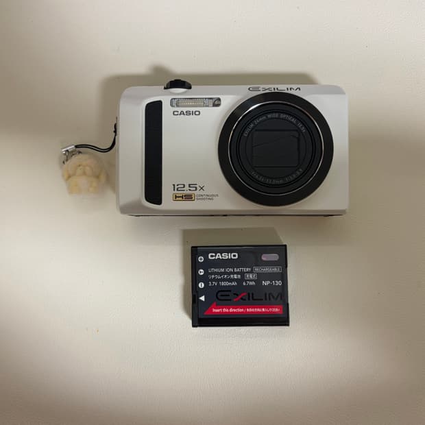 카시오 엑슬림 zr-300