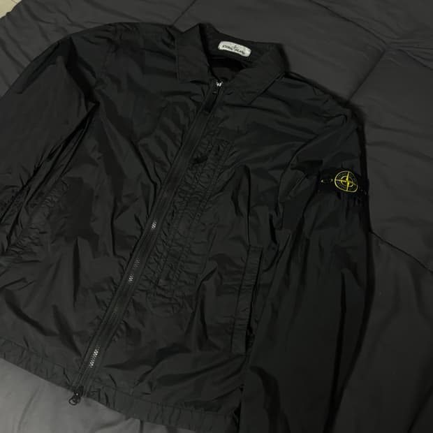 스톤아일랜드 크링클랩스 자켓 바람막이