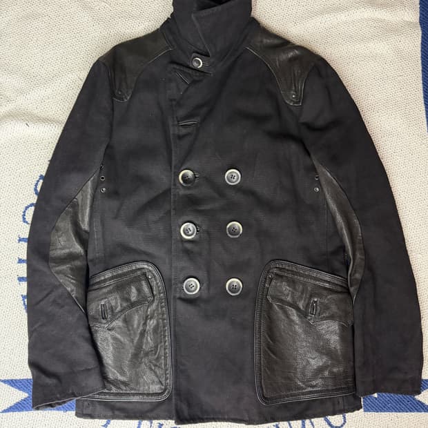 빨 질레리 가죽 피코트 (made in italy)