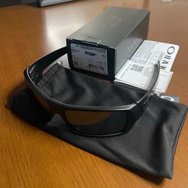 오클리 가스캔 블랙무광 (덱스착용)