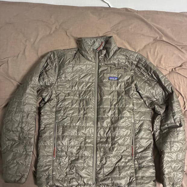 25fw 파타고니아 나노퍼프 L사이즈