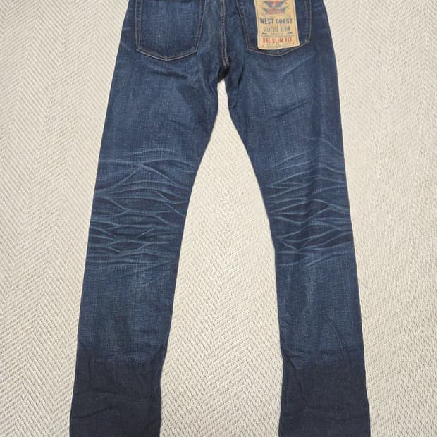 (매장판) 더블알엘 슬림핏 리지 크레스트 셀비지진 32×32