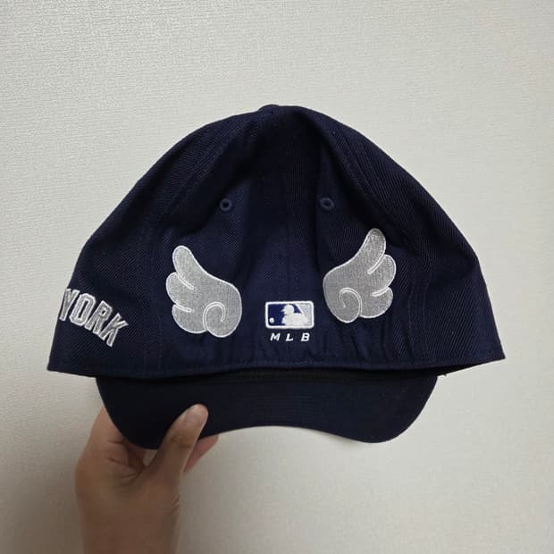 새상품)엠엘비 엔젤윙 자수 커스텀 볼캡 스냅백 aeae 뉴에라 카포