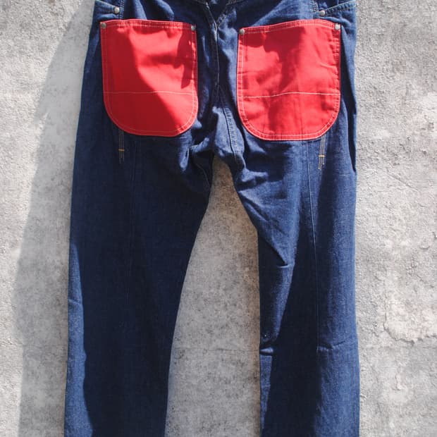 준야 원숭이 엉덩이는 빨개 팬츠