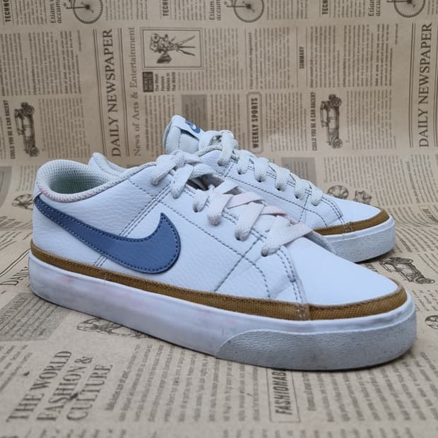 나이키 코트레거시 넥스트스니커즈230