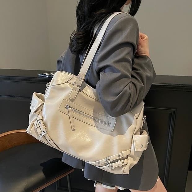 다이닛 deinet 스터드 포켓 빅백 애쉬