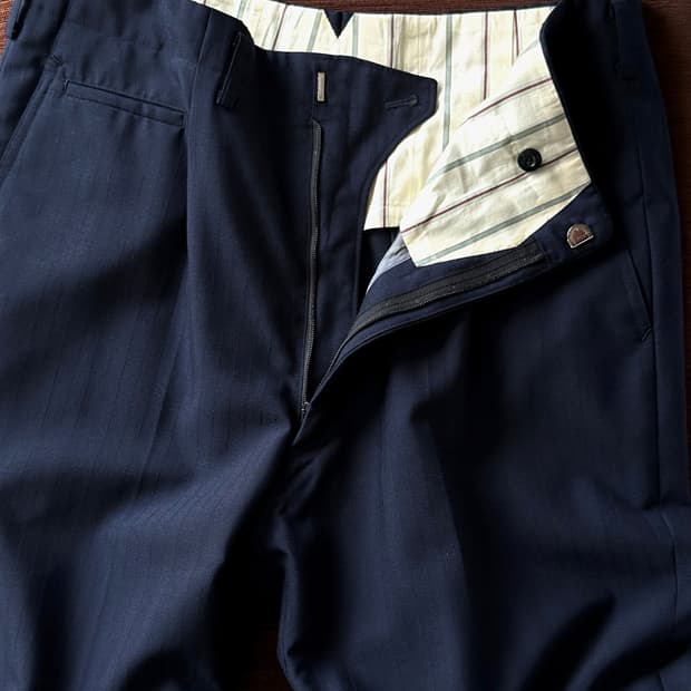 Design stripe 1 pleats wide trouser