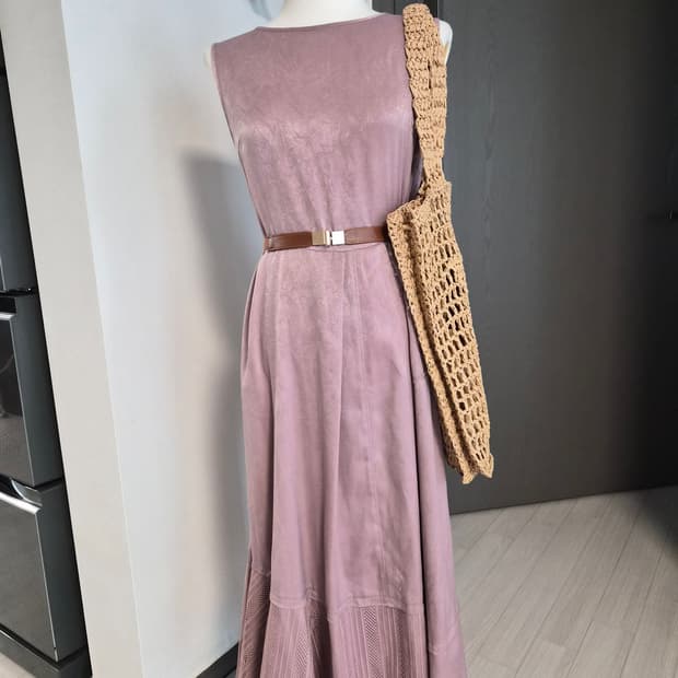 [SJSJ] 고급스러운 톤다운 퍼플 롱 원피스