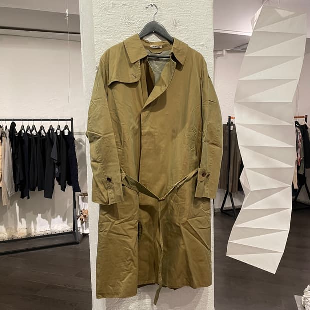 오라리 히든버튼 트렌치 코트