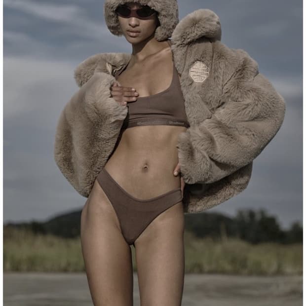 배드블러드 퍼 자켓 