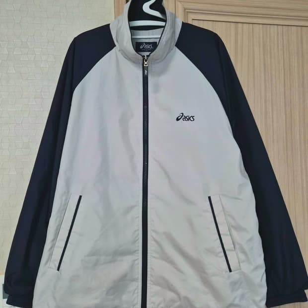 아식스 네이비X그레이 올드스쿨 바람막이