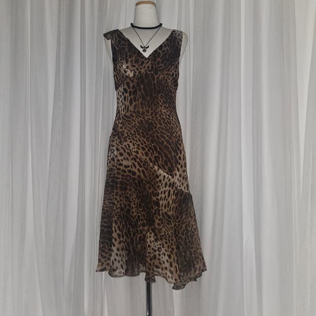 mica 레오파드 오네갸루 드레스