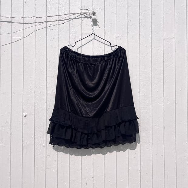 Tiered Ruffle Skirt 레이어 러플 스커트