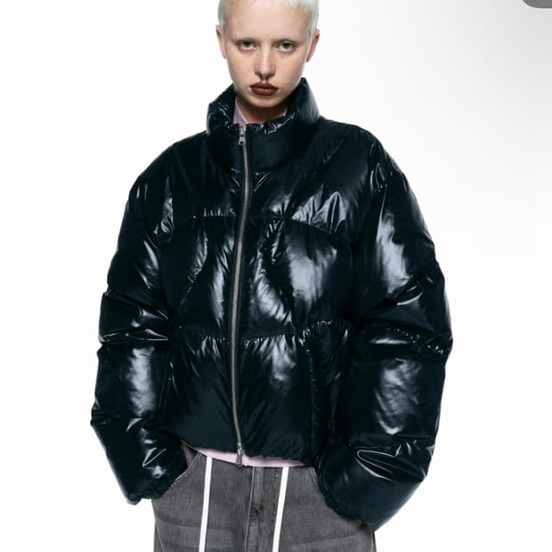 인사일런스 우먼 패딩